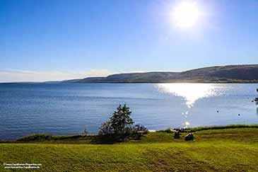 Sonnenuntergang über dem Bras d’Or Lake auf Cape Breton Island Nova Scotia
