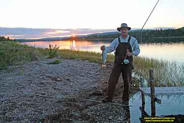 Angeln und Fliegenfischen auf Cape Breton Island, Nova Scotia, Kanada